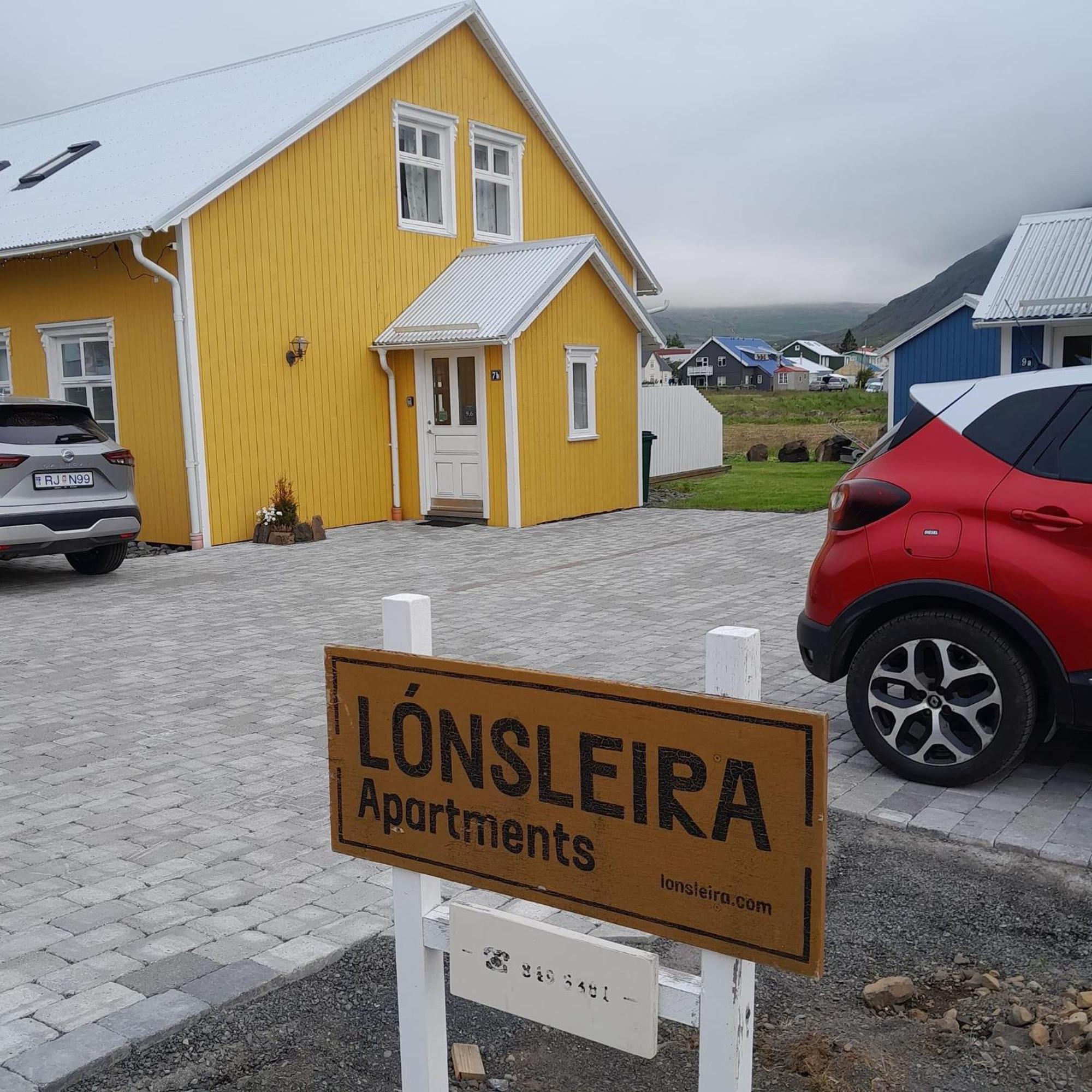 Lonsleira Apartments Seyðisfjörður エクステリア 写真