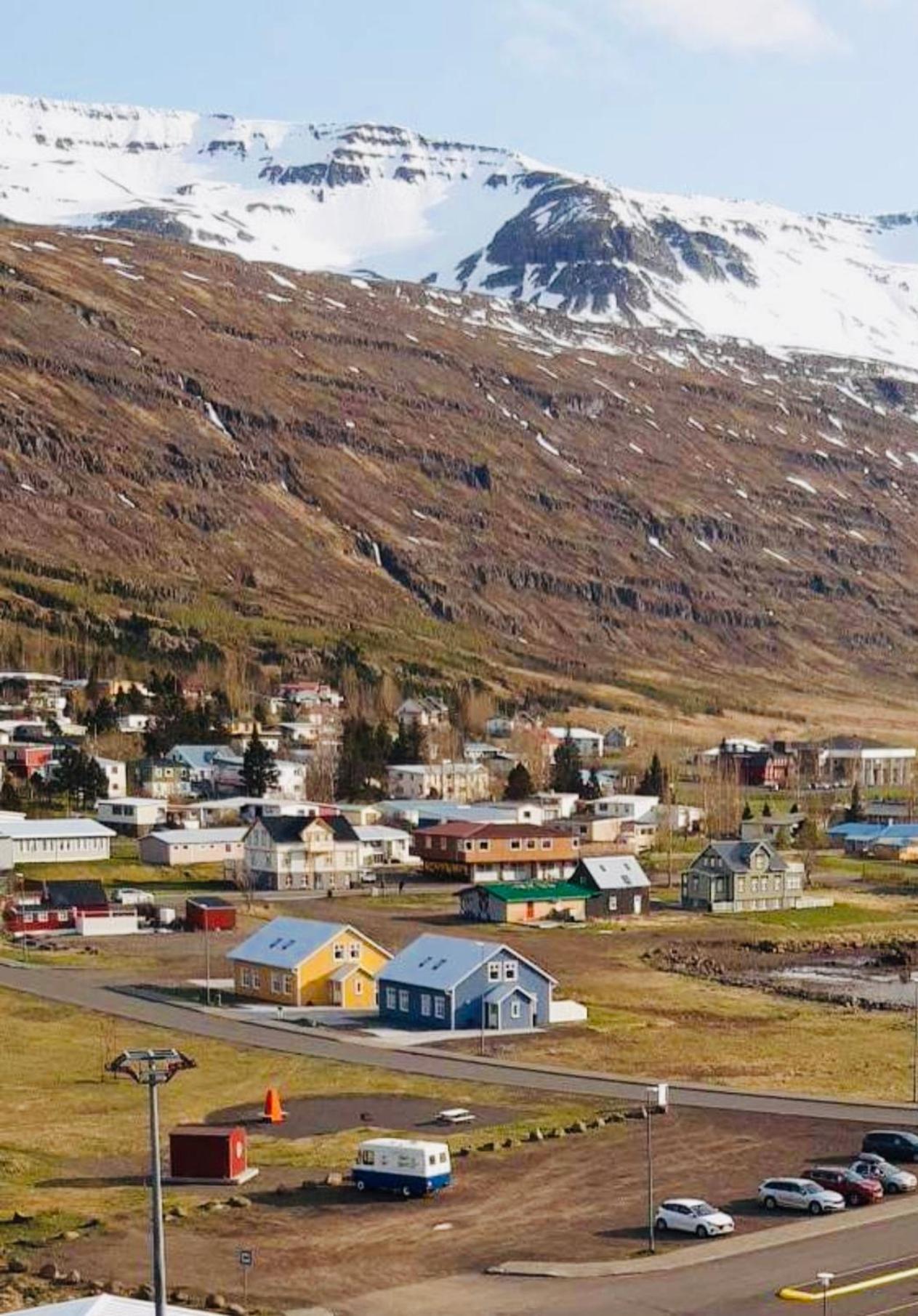 Lonsleira Apartments Seyðisfjörður エクステリア 写真