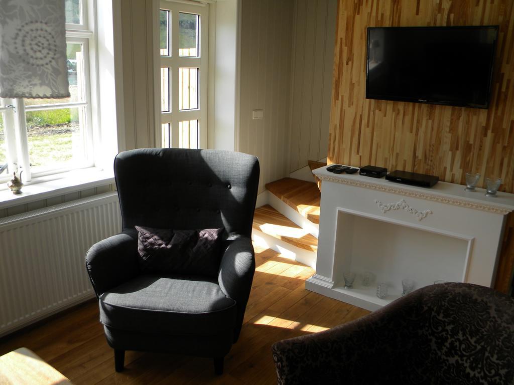 Lonsleira Apartments Seyðisfjörður エクステリア 写真