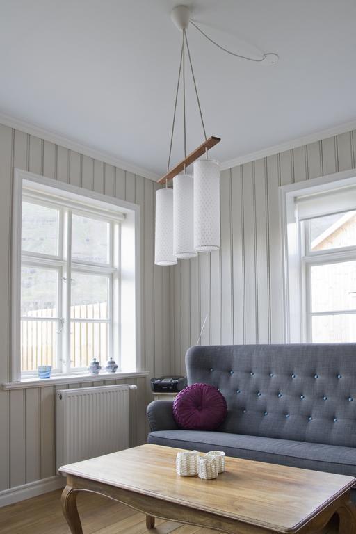 Lonsleira Apartments Seyðisfjörður エクステリア 写真