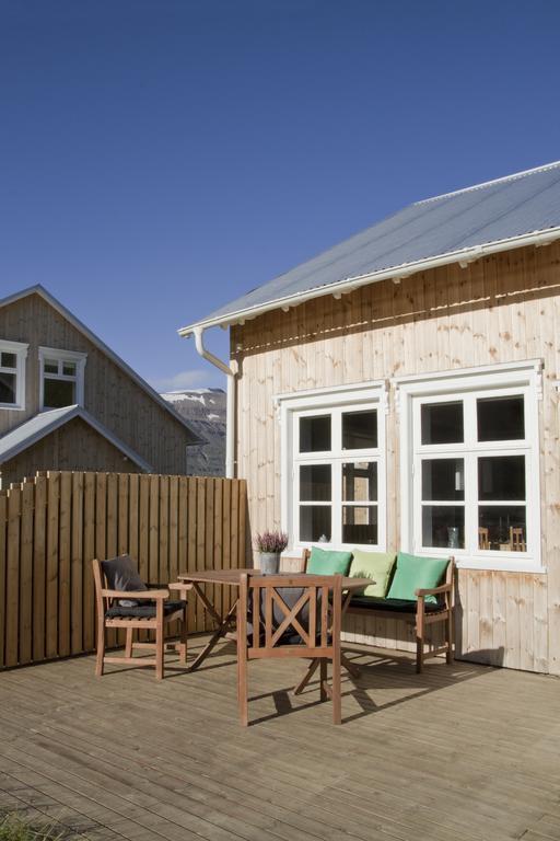 Lonsleira Apartments Seyðisfjörður エクステリア 写真