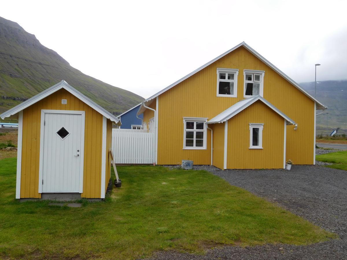 Lonsleira Apartments Seyðisfjörður エクステリア 写真